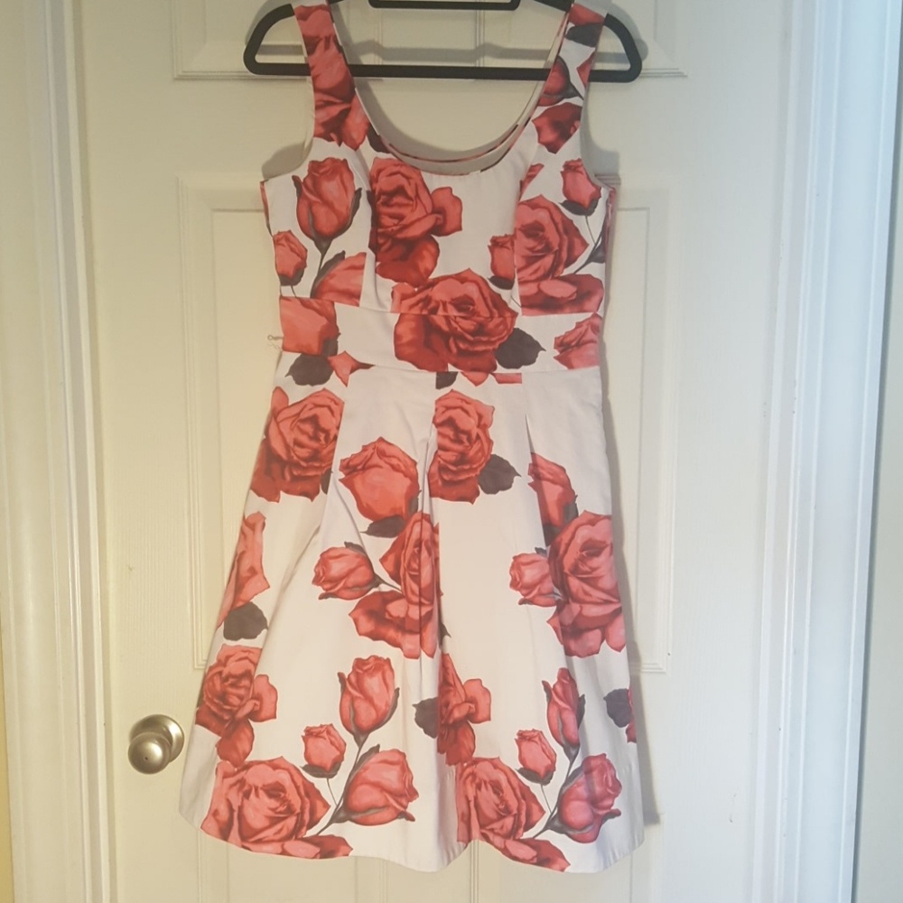 WhiteHouse BlackMarket floral dress
